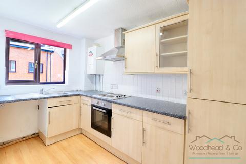2 bedroom flat to rent, Flat 42, Kensington House, Rectory Road, Rushden, Northamptonshire