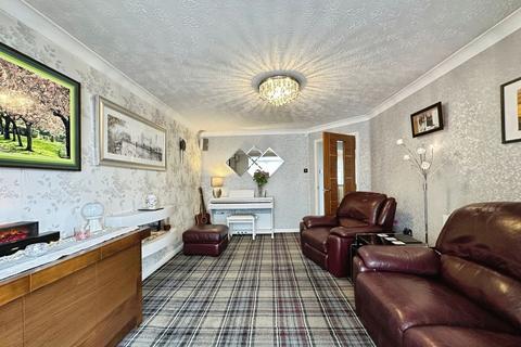 undefined, Chestnut Drive, Bury