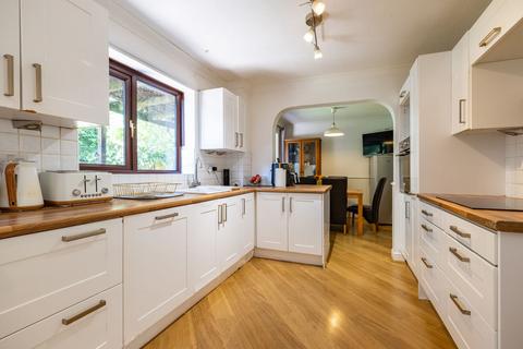 4 bedroom detached house for sale, Cook Close, Walton Park, Milton Keynes