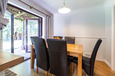 4 bedroom detached house for sale, Cook Close, Walton Park, Milton Keynes