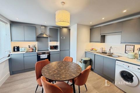 2 bedroom flat to rent, St. Leonards Road, Eastbourne, East Sussex, BN21