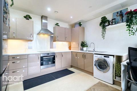 2 bedroom flat for sale, Larner Road, Erith