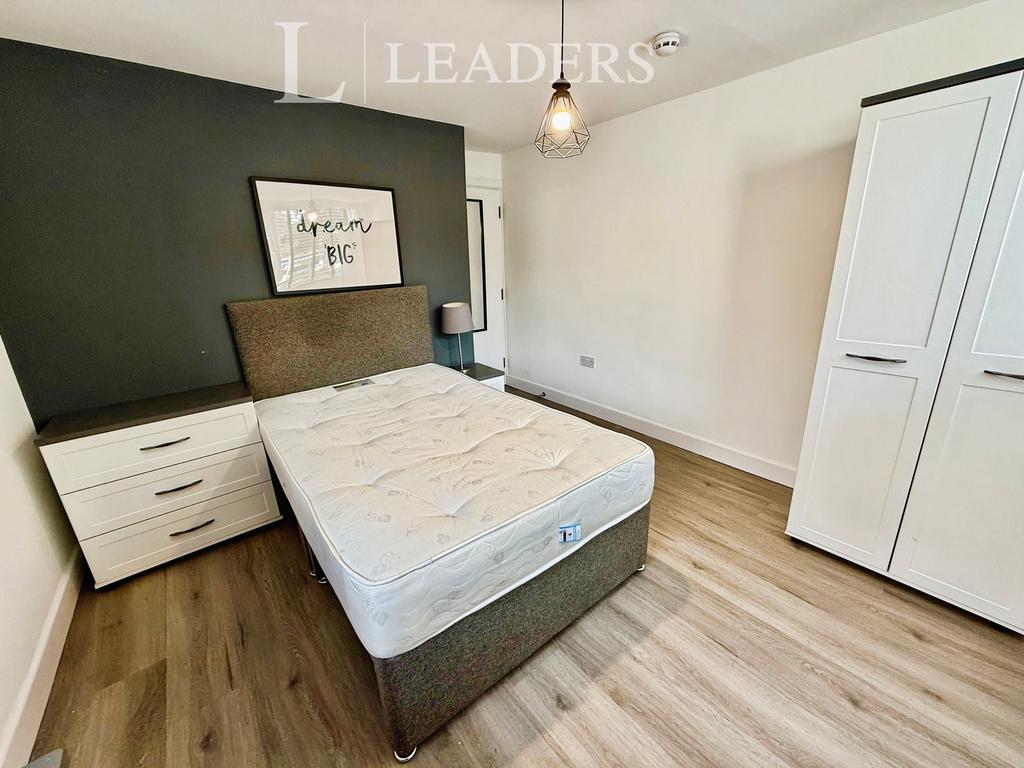 House in Nottingham, Nottinghamshire - View 2