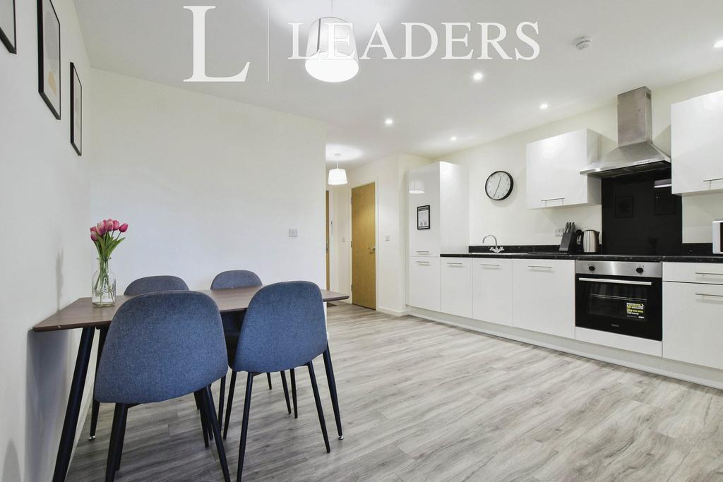 Apartment in Salford, Ordsall - View 3