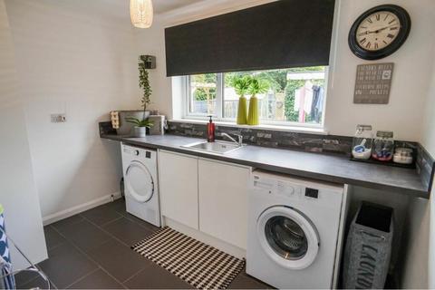4 bedroom detached bungalow for sale, Sleaford Road, Tattershall, Lincoln, LN4