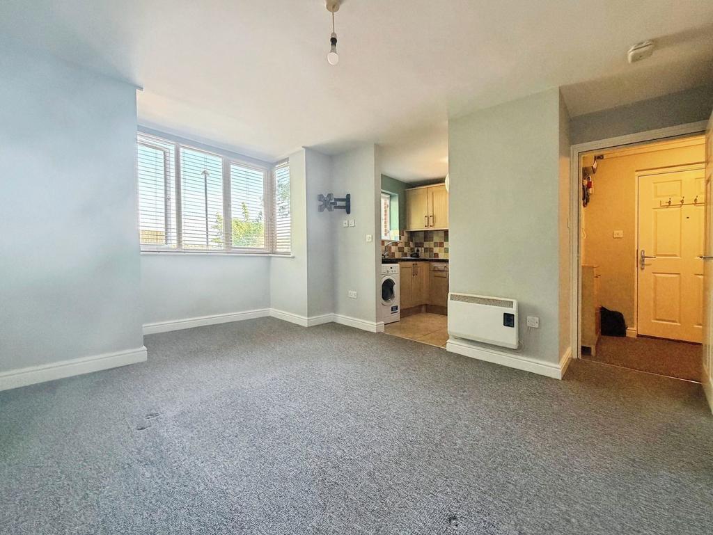 Regents Park Road, Southampton SO15 - View 3