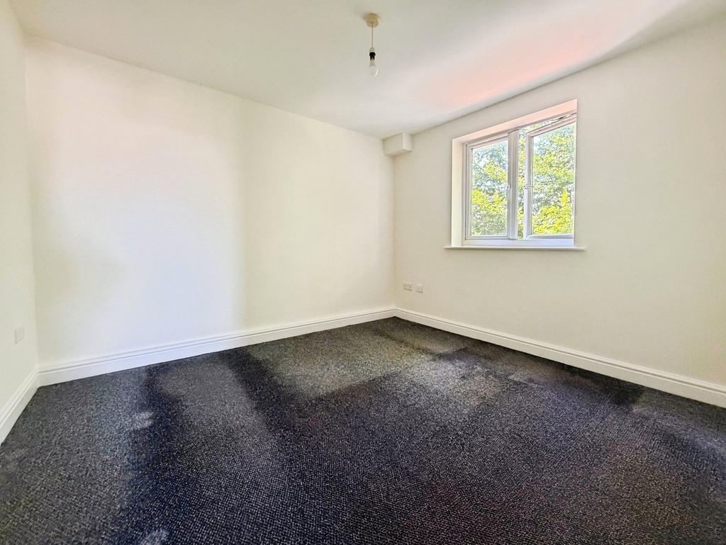 Regents Park Road, Southampton SO15 - View 6