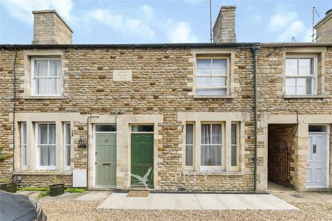 2 bedroom detached house to rent, Bassett Place, Oundle PE8