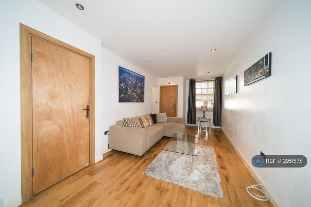 Parfett Street, London, E1 - More
