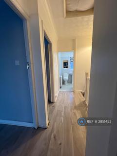 3 bedroom terraced house to rent, Crosby Road, Dagenham, RM10