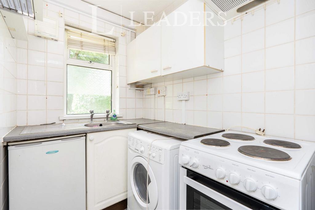 Apartment in Southampton - More