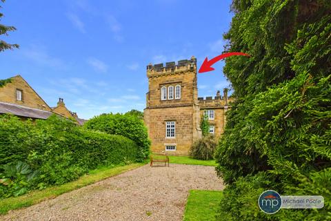 2 bedroom flat for sale, Wilton Castle, Wilton