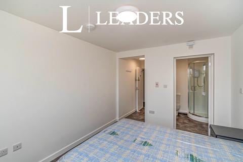 1 bedroom detached house to rent, Brownhills, WS8