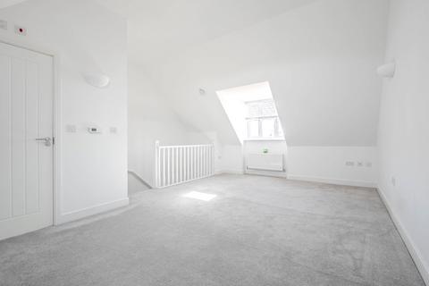 3 bedroom semi-detached house for sale, Birnbeck Avenue, Bletchley MK3