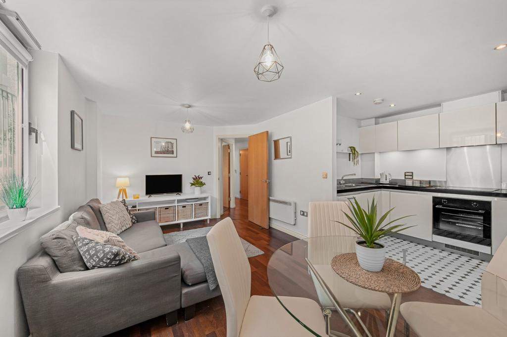 Living/ Dining