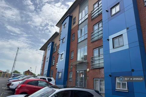 2 bedroom flat to rent, Leicester Court, Preston, PR1