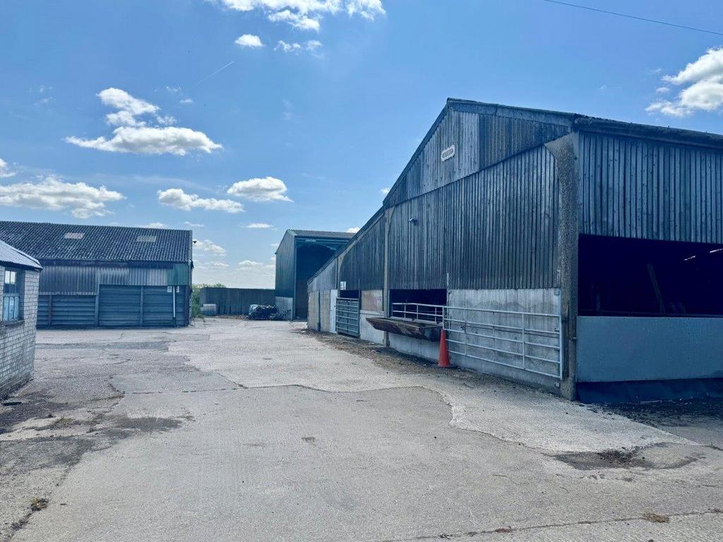 Gibbs Brook Lane, Oxted, RH8 - View 4