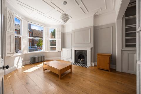 Bathurst Gardens, Kensal Rise, NW10