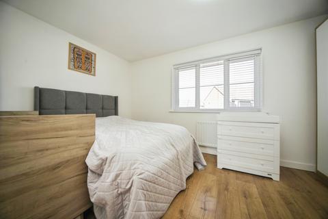 2 bedroom semi-detached house for sale, Fennel Drive, Red Lodge, BURY ST. EDMUNDS