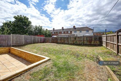 6 bedroom end of terrace house to rent, Addison Gardens, Kingston Upon Thames, KT5