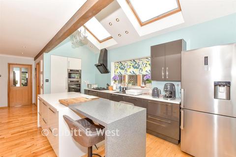 3 bedroom semi-detached house for sale, Northlands Park, Emsworth PO10