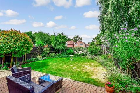 3 bedroom semi-detached house for sale, Northlands Park, Emsworth PO10