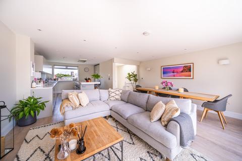 Belgrave Road, London, SW1V