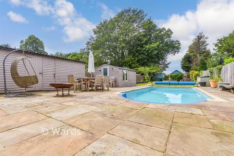 5 bedroom detached house for sale, Stone Street, Ashford TN25