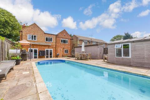 5 bedroom detached house for sale, Stone Street, Ashford TN25