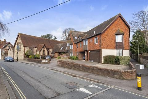 1 bedroom ground floor flat for sale, Hylton Road, St. Peters Court Hylton Road, GU32