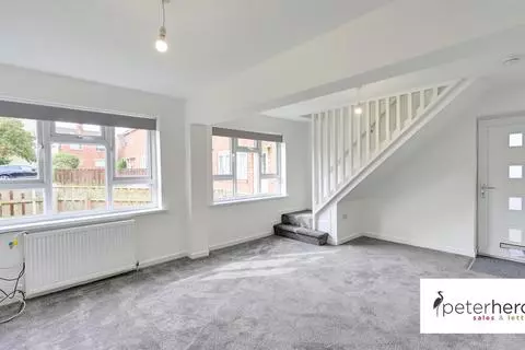 3 bedroom semi-detached house to rent – pohled 2