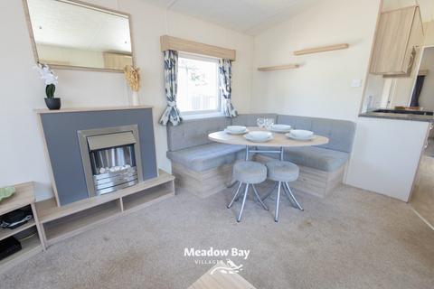 2 bedroom park home for sale, Billing Aquadrome Holiday Park