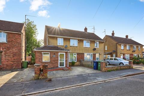 2 bedroom semi-detached house for sale, Bramley Road, Wisbech