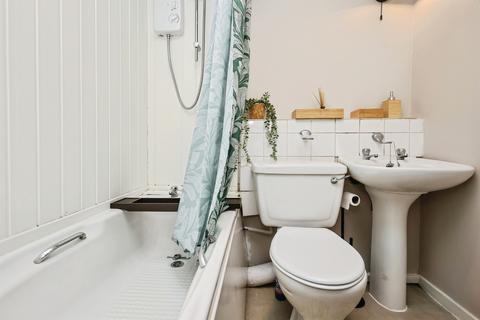 1 bedroom flat for sale, Wake Green Park, Birmingham