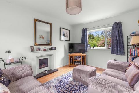 3 bedroom semi-detached house for sale, Hawthorn Road, Princes Risborough HP27