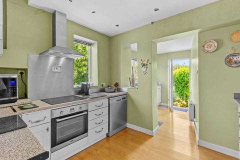 4 bedroom semi-detached house for sale, Summerleys Road, Princes Risborough HP27
