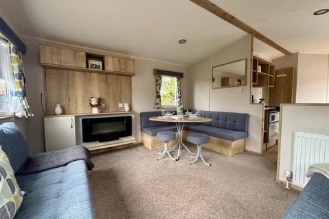 2 bedroom park home for sale, Carlton Meres Holiday Park – Suffolk
