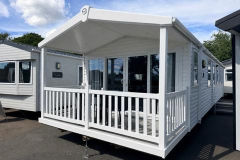 3 bedroom park home for sale, Carlton Meres Holiday Park – Suffolk