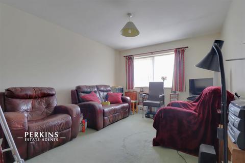 Greenford, UB6