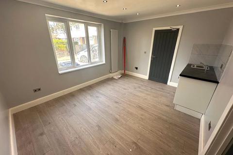 1 bedroom end of terrace house to rent, Rushdene Close, Northolt, Greater London, UB5