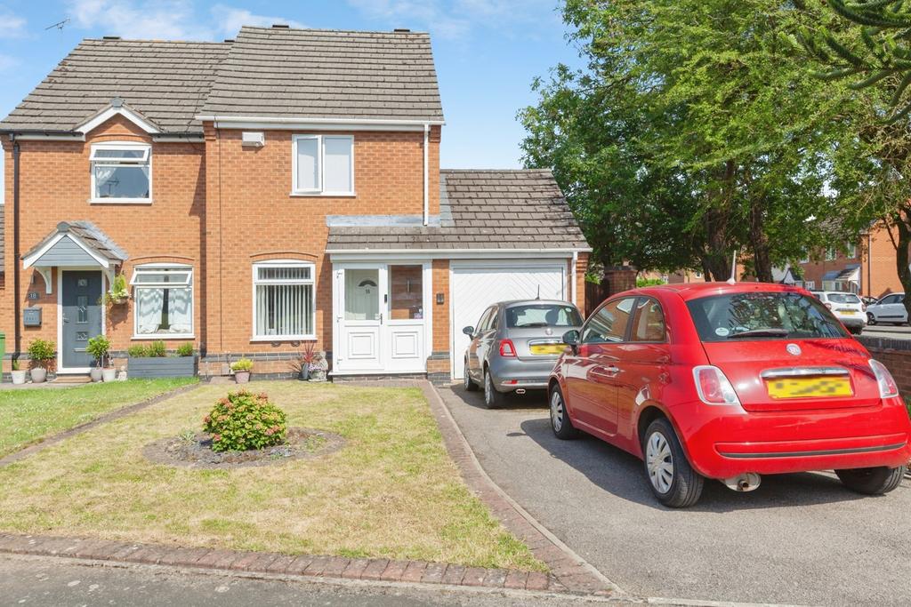 2 bedroom semi-detached house for sale