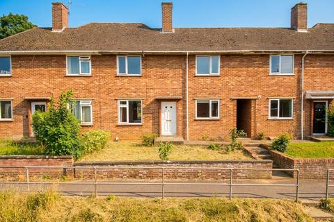 4 bed terraced house for rent in Wakefield Road, West Earlham, Norwich
