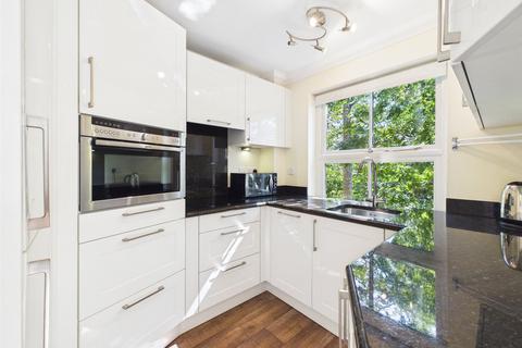 undefined, High Street, Christchurch, Dorset, BH23