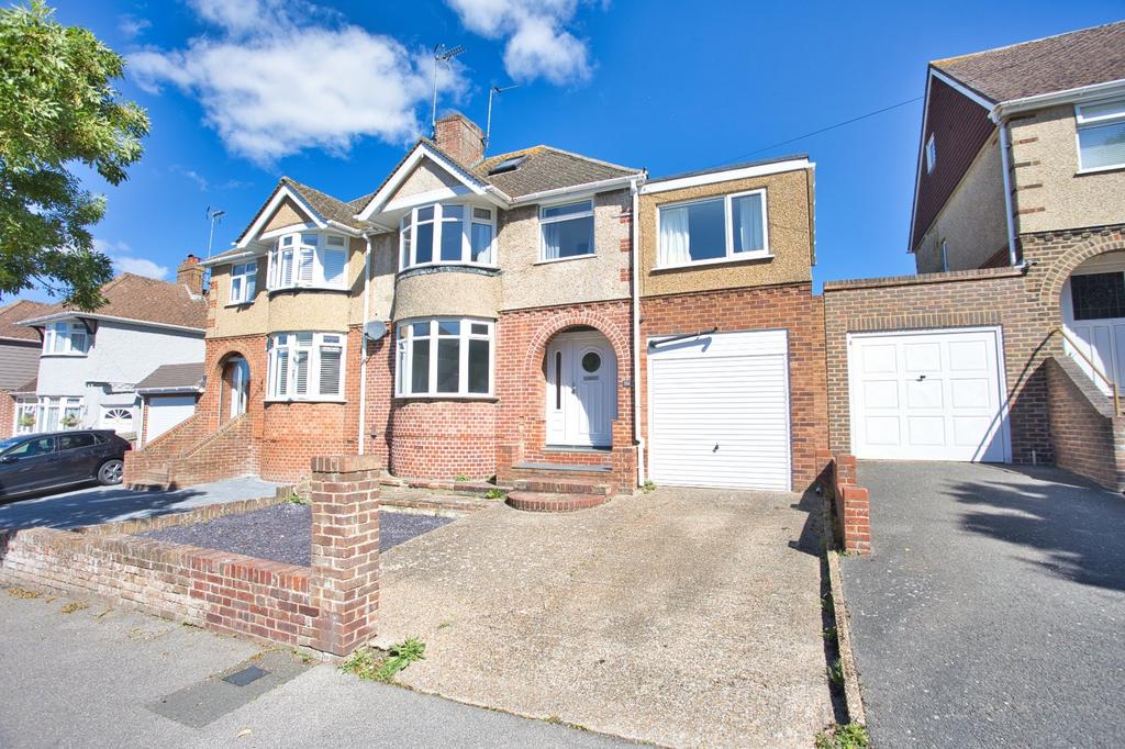 4 bedroom semi-detached house for sale