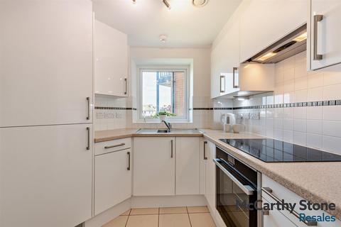1 bedroom apartment for sale, Martello Court, Jevington Gardens, Eastbourne, East Sussex, BN21 4SD
