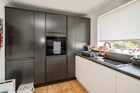 2 bedroom apartment for sale, Sandringham Court, Slough