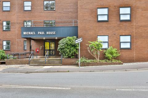 Studio to rent, Michael Paul House, Taunton, TA1