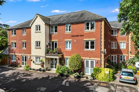 2 bedroom flat for sale, Broomfield Road, Chelmsford CM1