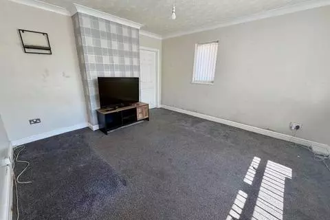 3 bedroom semi-detached house for sale - View 2