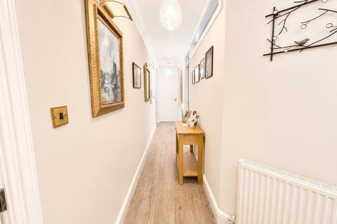 2 bedroom apartment for sale, Thingwall Road, Irby, Wirral, CH61